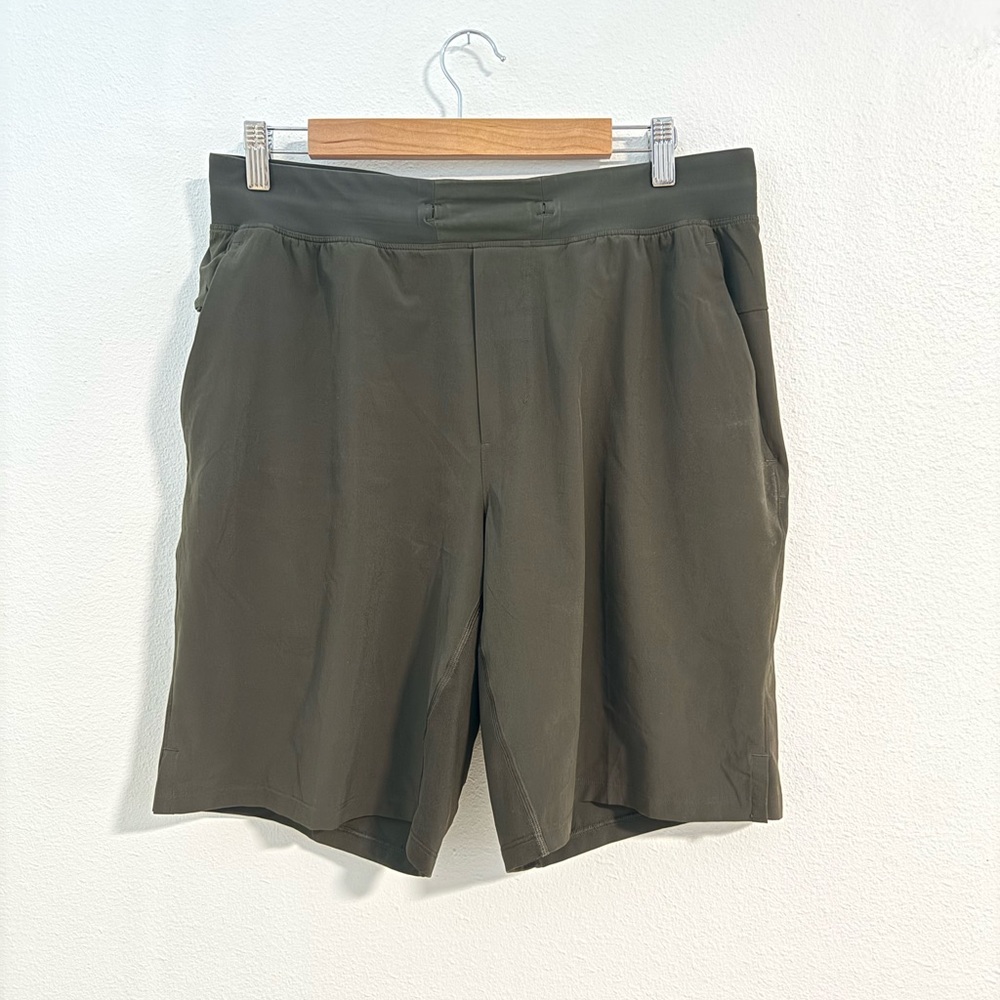 Lululemon The Short 9 inch